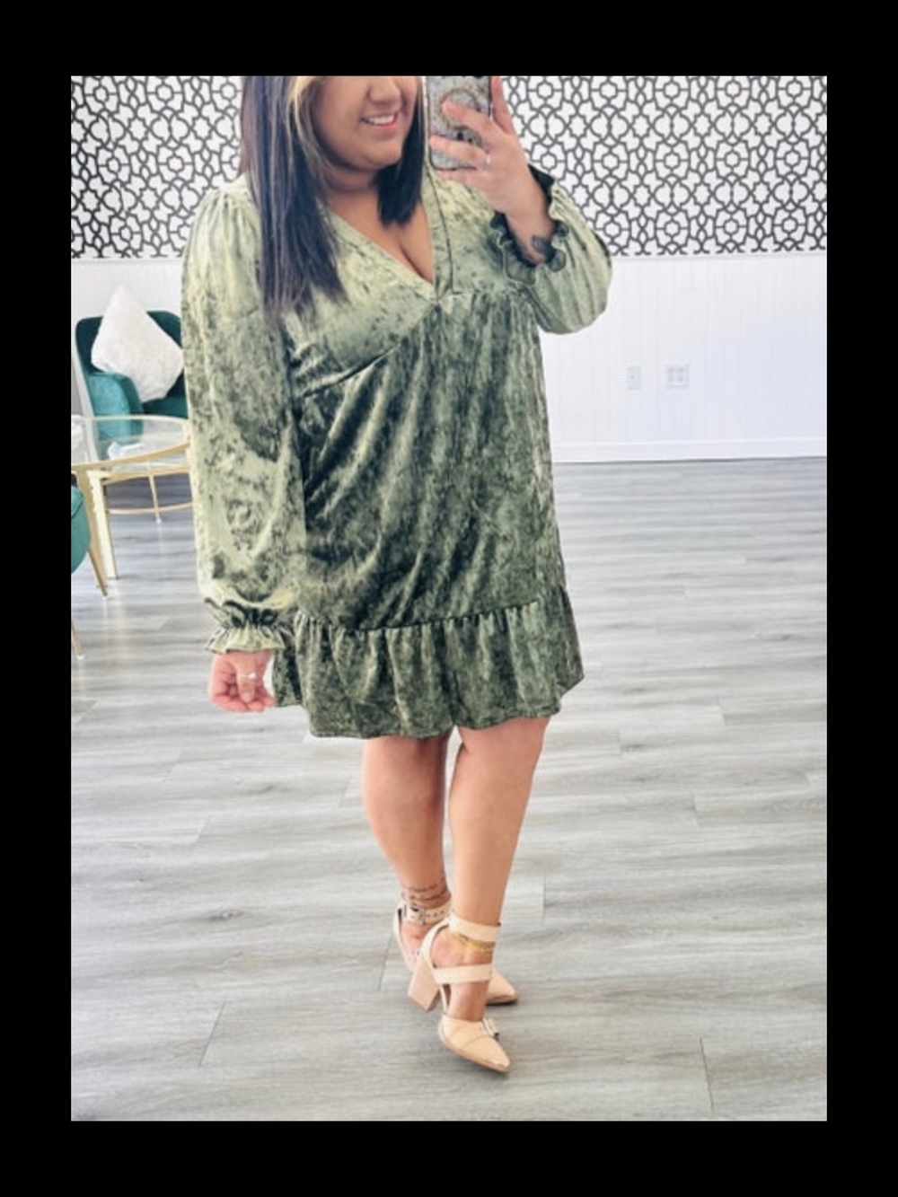 GeeGee Olive Green Crushed Velvet Babydoll Mini Dress Sz Large V-Neck Ruffle Hem